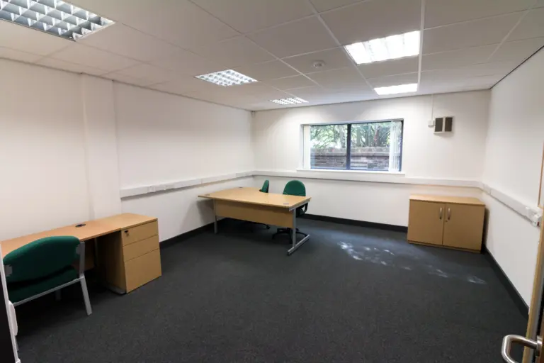 Office G8 - 01